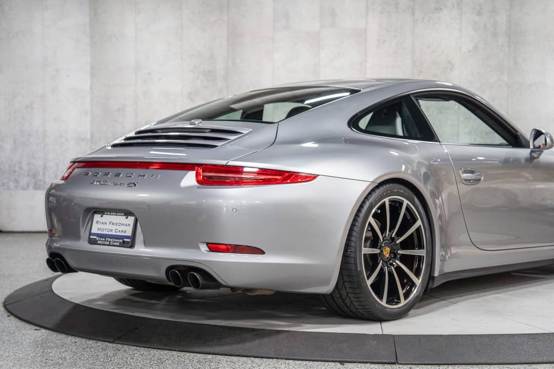 2014 Porsche 911 Carrera 4S — photo 27