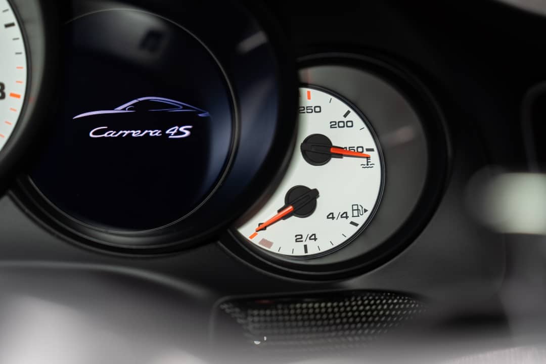 2014 Porsche 911 Carrera 4S — photo 40