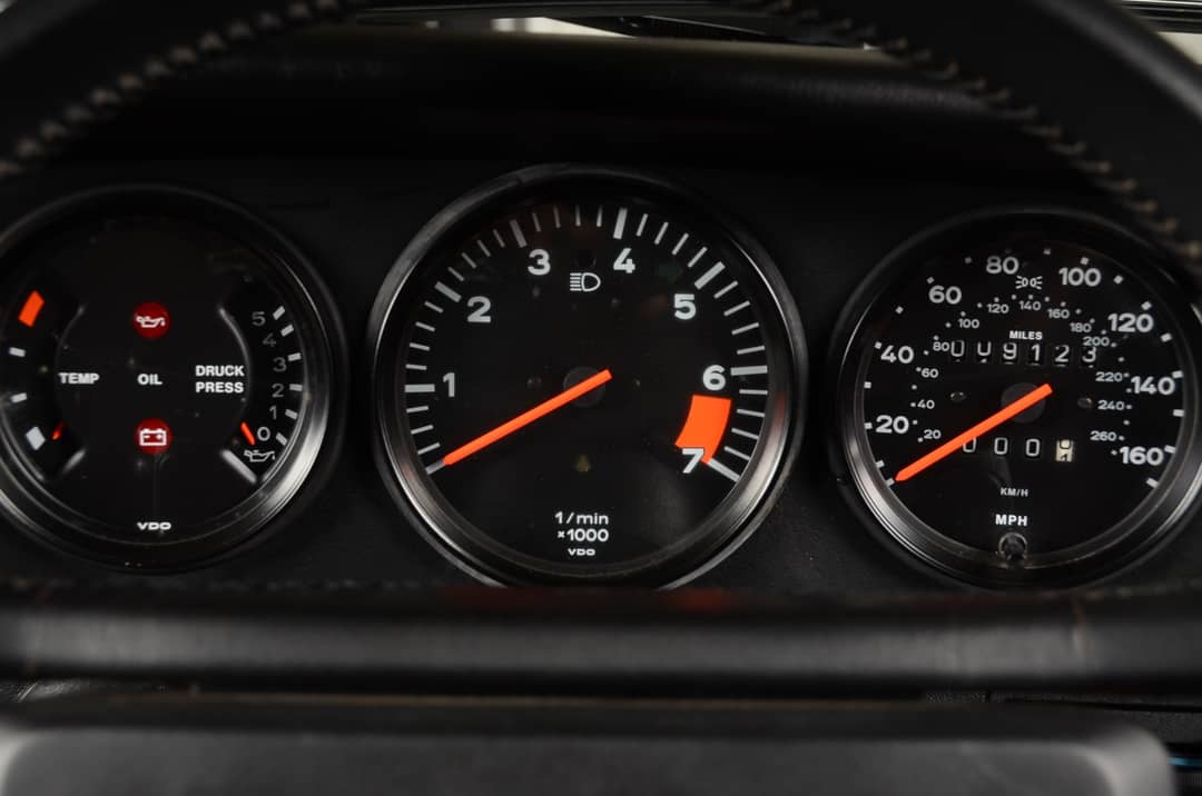1987 Porsche 911 Targa — photo 38