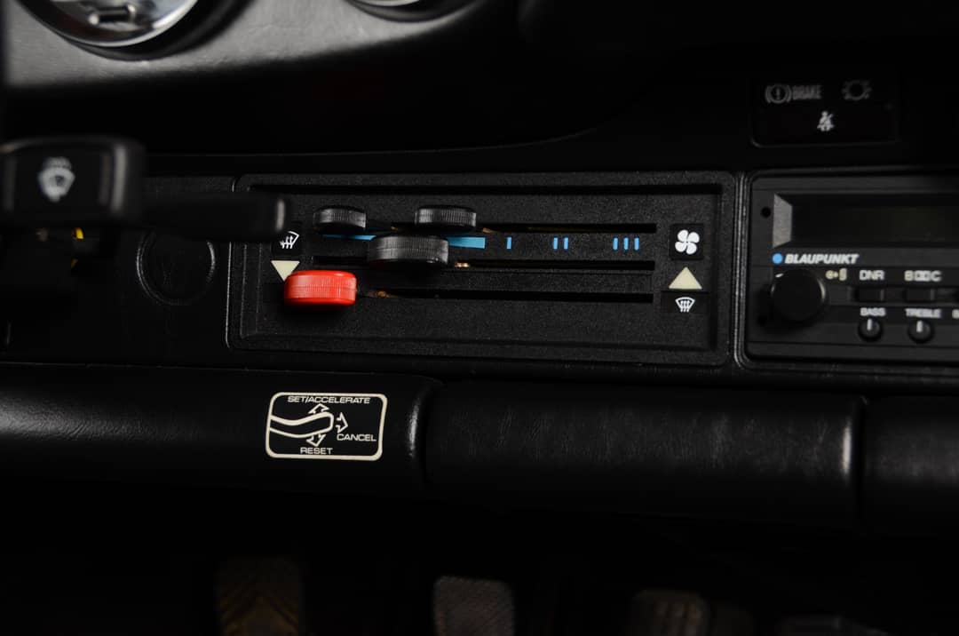 1987 Porsche 911 Targa — photo 39