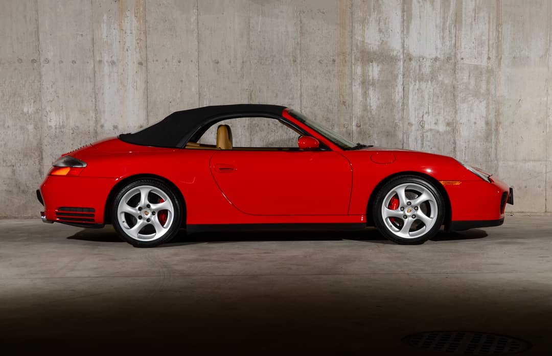 2004 Porsche 911 Carrera 4S — photo 2