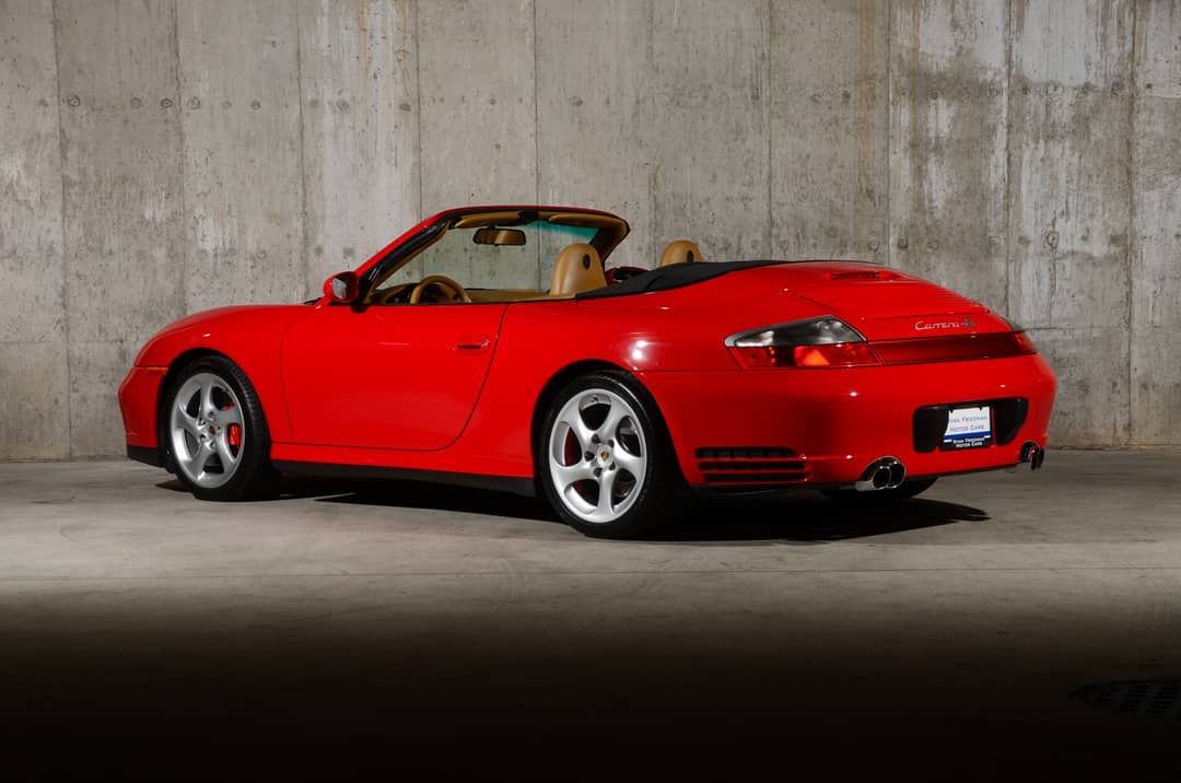 2004 Porsche 911 Carrera 4S — photo 26