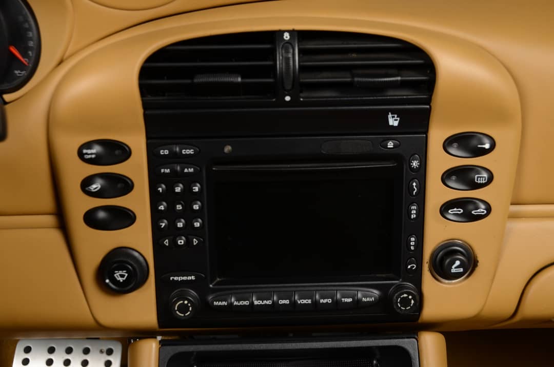 2004 Porsche 911 Carrera 4S — photo 45