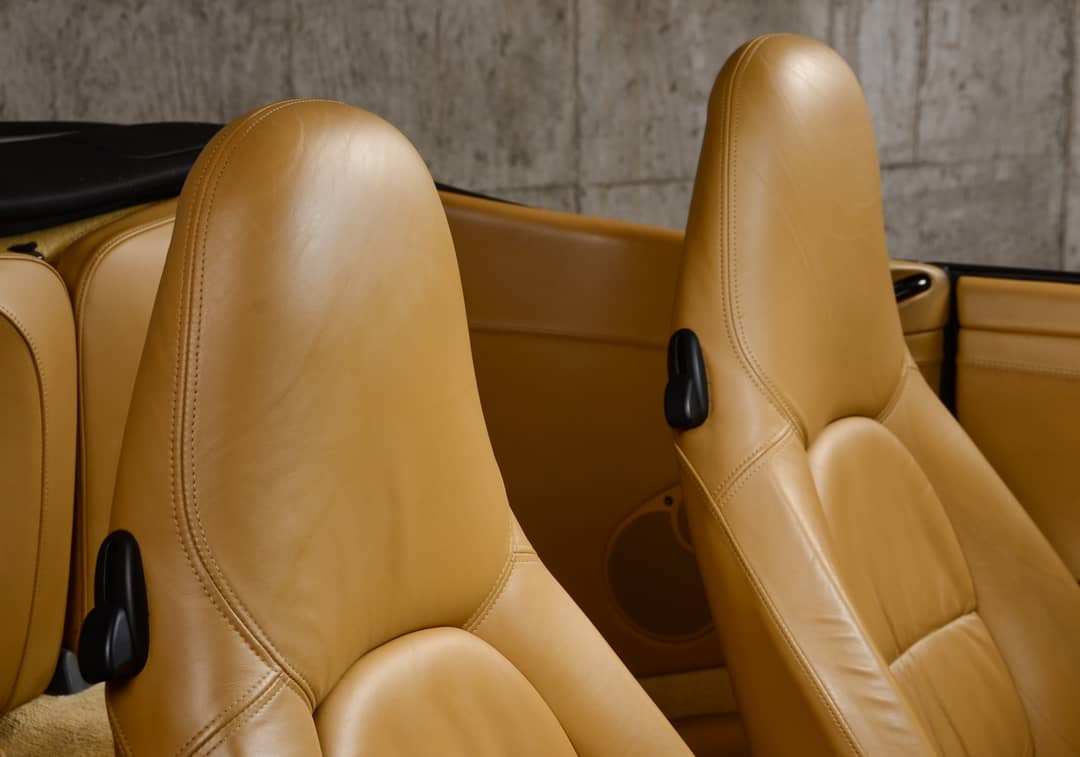 2004 Porsche 911 Carrera 4S — photo 8