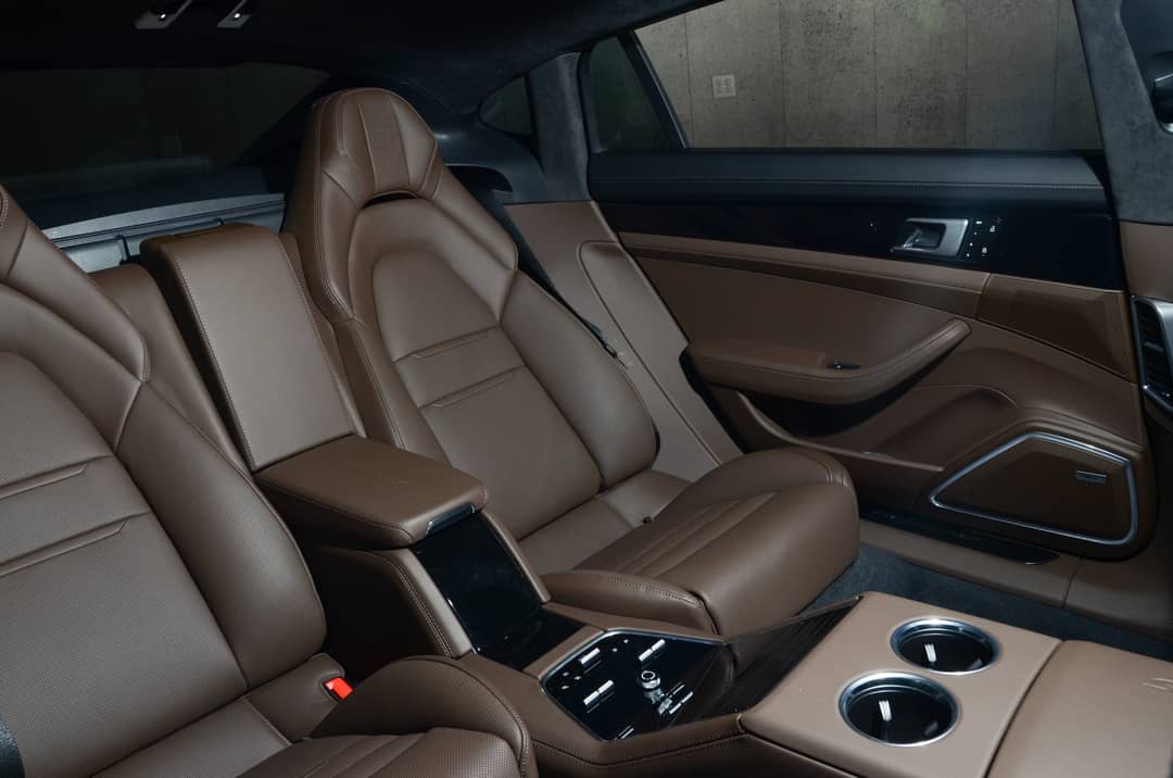 2023 Porsche Panamera Turbo S Executive — photo 15