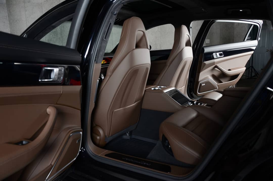 2023 Porsche Panamera Turbo S Executive — photo 21
