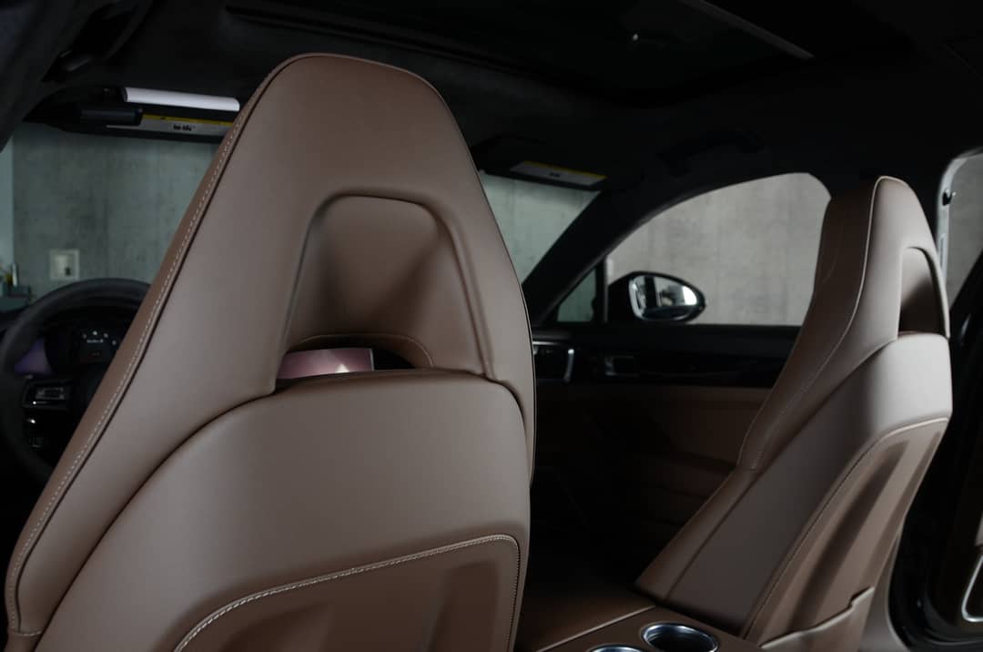 2023 Porsche Panamera Turbo S Executive — photo 26