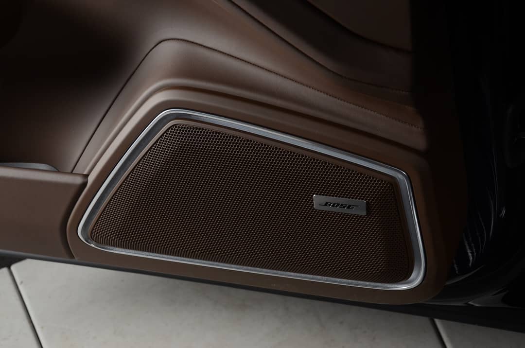 2023 Porsche Panamera Turbo S Executive — photo 37
