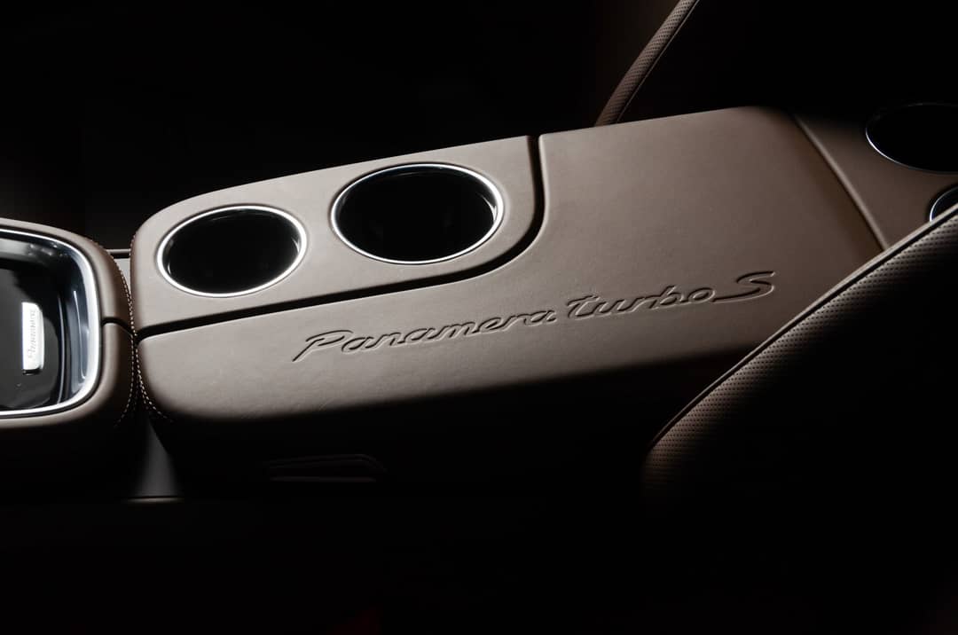 2023 Porsche Panamera Turbo S Executive — photo 40