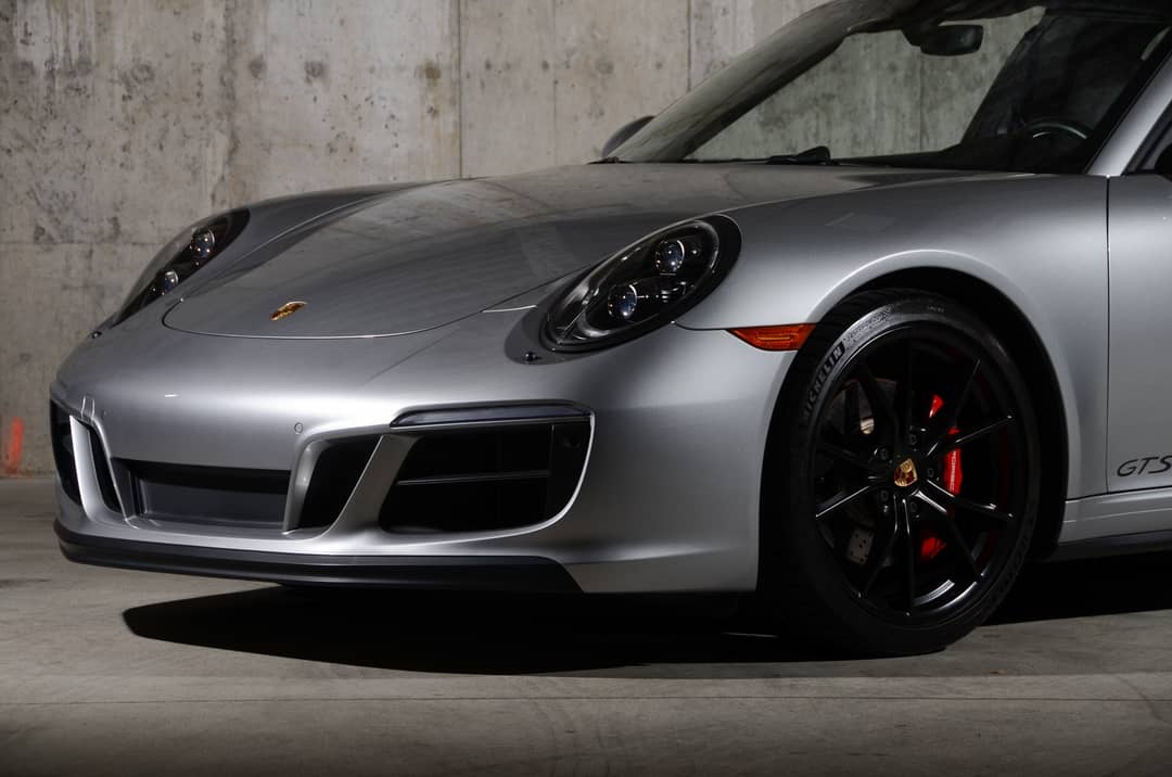 2018 Porsche 911 Targa 4 GTS — photo 24