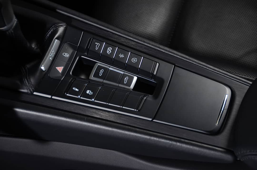 2018 Porsche 911 Targa 4 GTS — photo 39