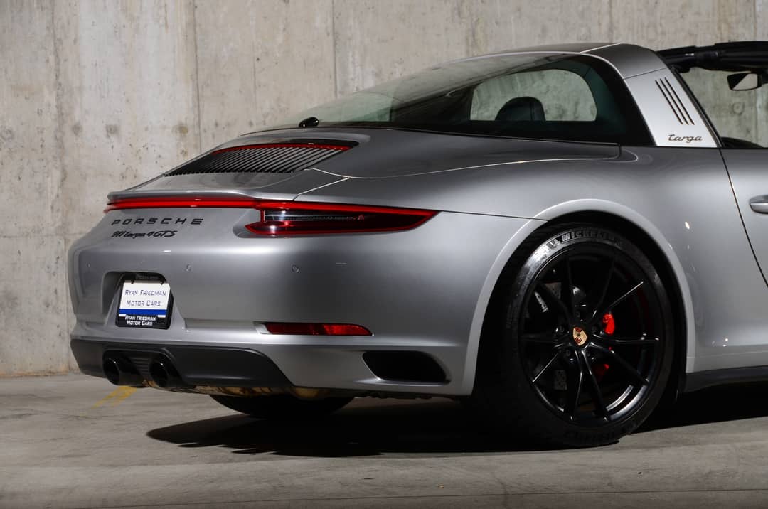 2018 Porsche 911 Targa 4 GTS — photo 60