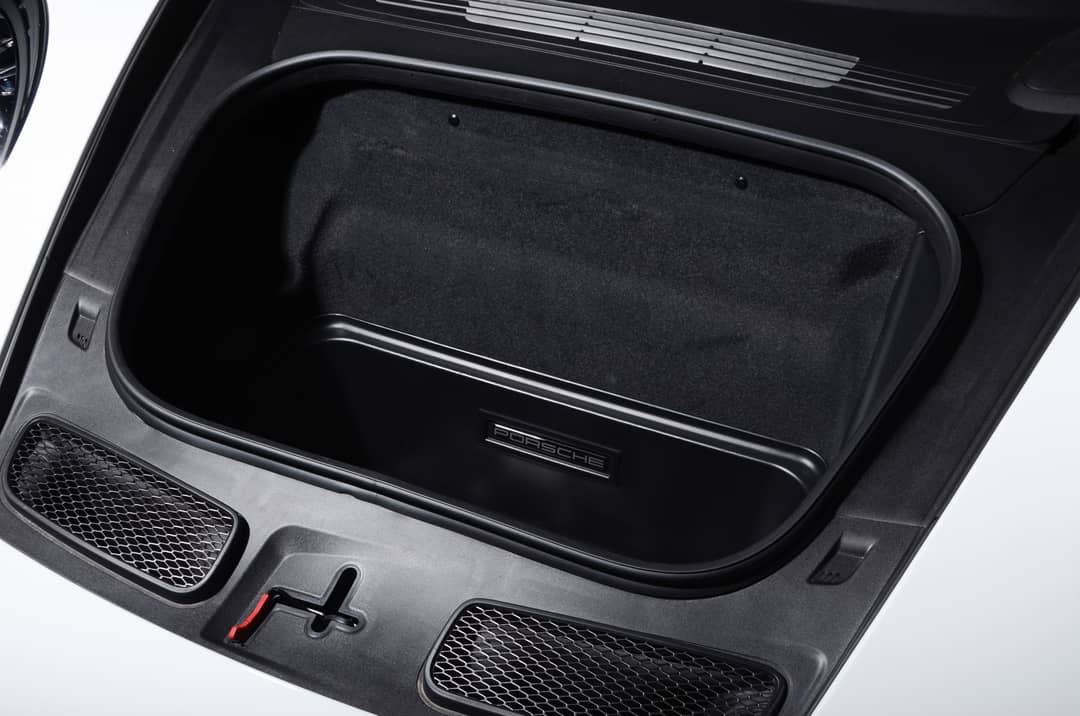 2024 Porsche 911 GT3 Touring — photo 11