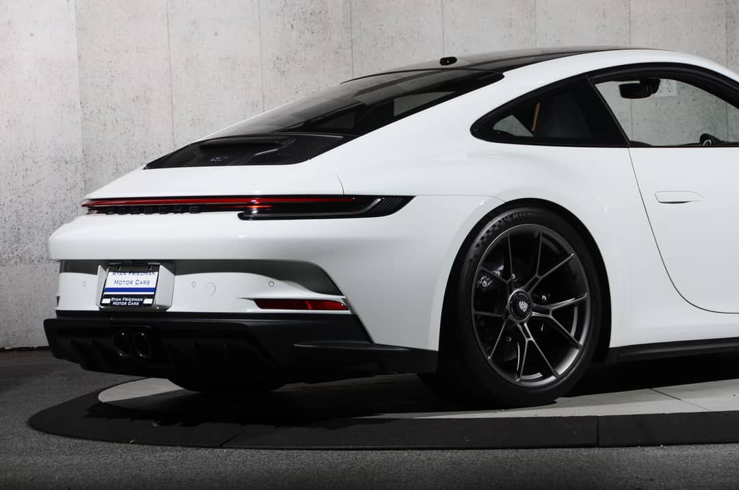 2024 Porsche 911 GT3 Touring — photo 34