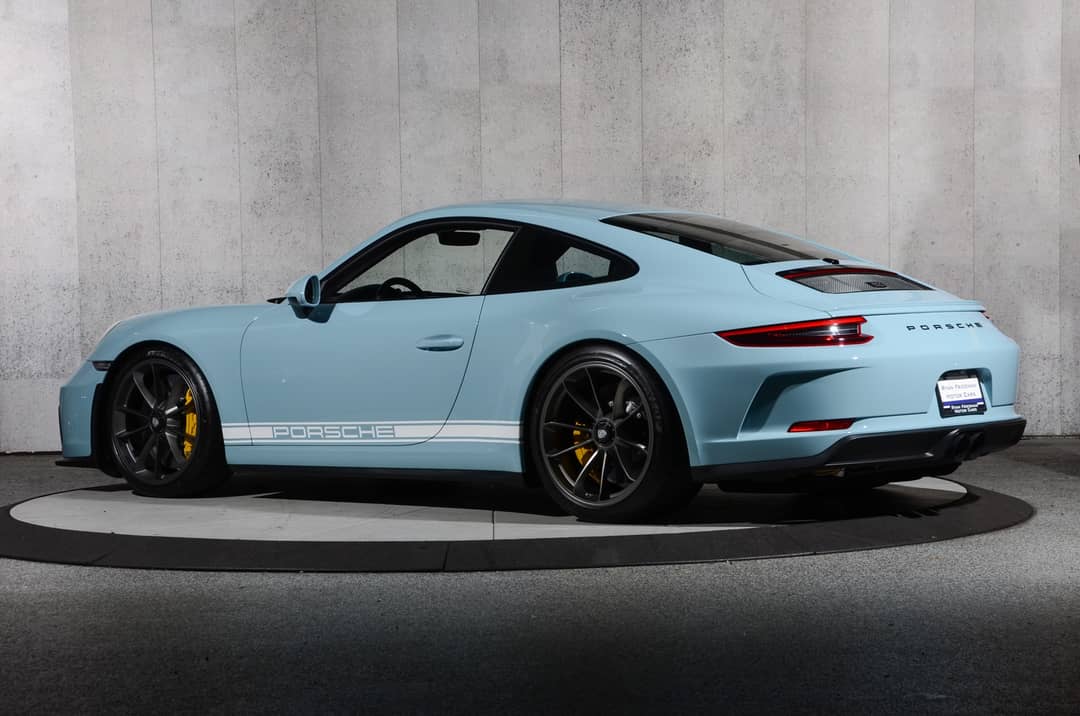 2018 Porsche 911 GT3 Touring — photo 20