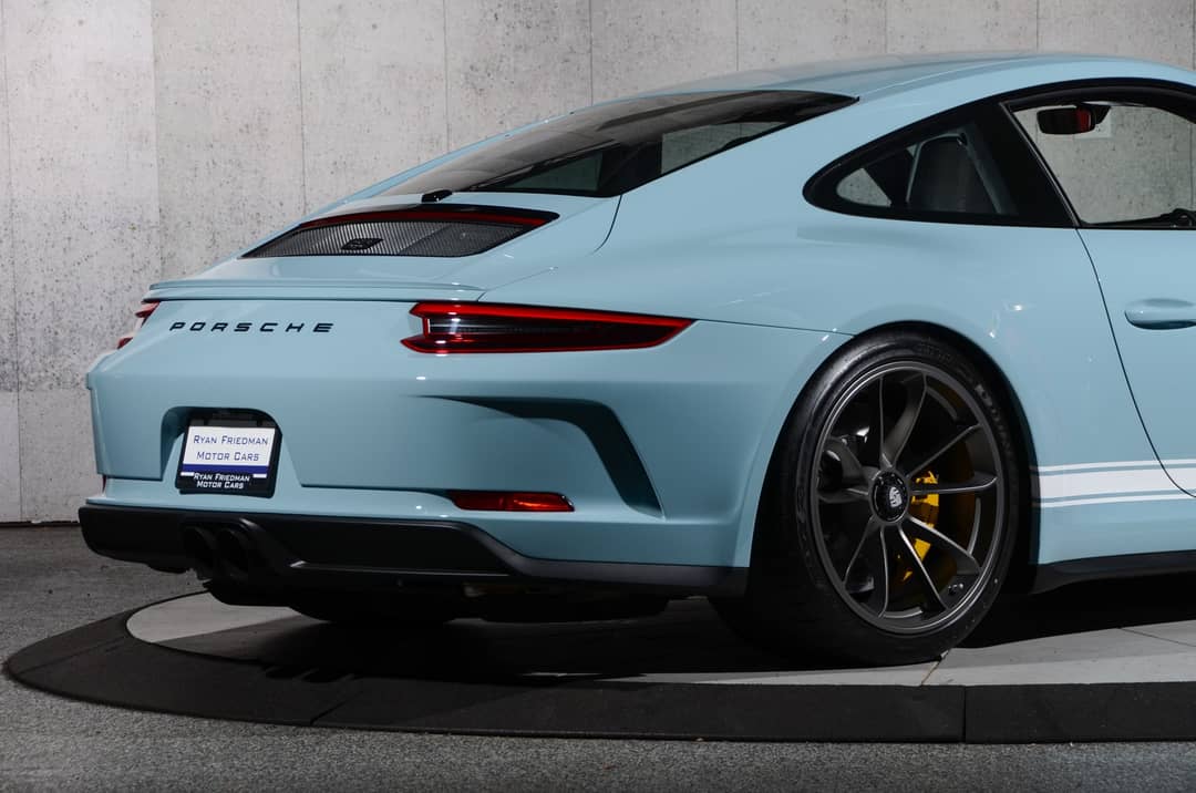 2018 Porsche 911 GT3 Touring — photo 28