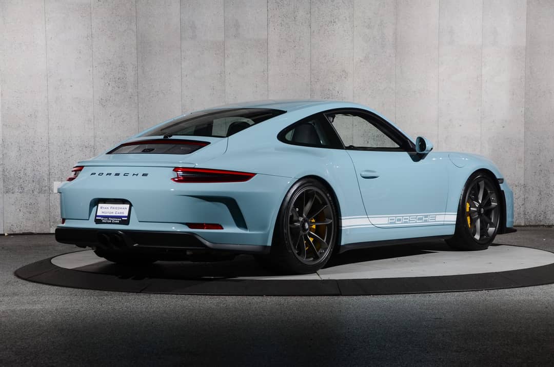 2018 Porsche 911 GT3 Touring — photo 29