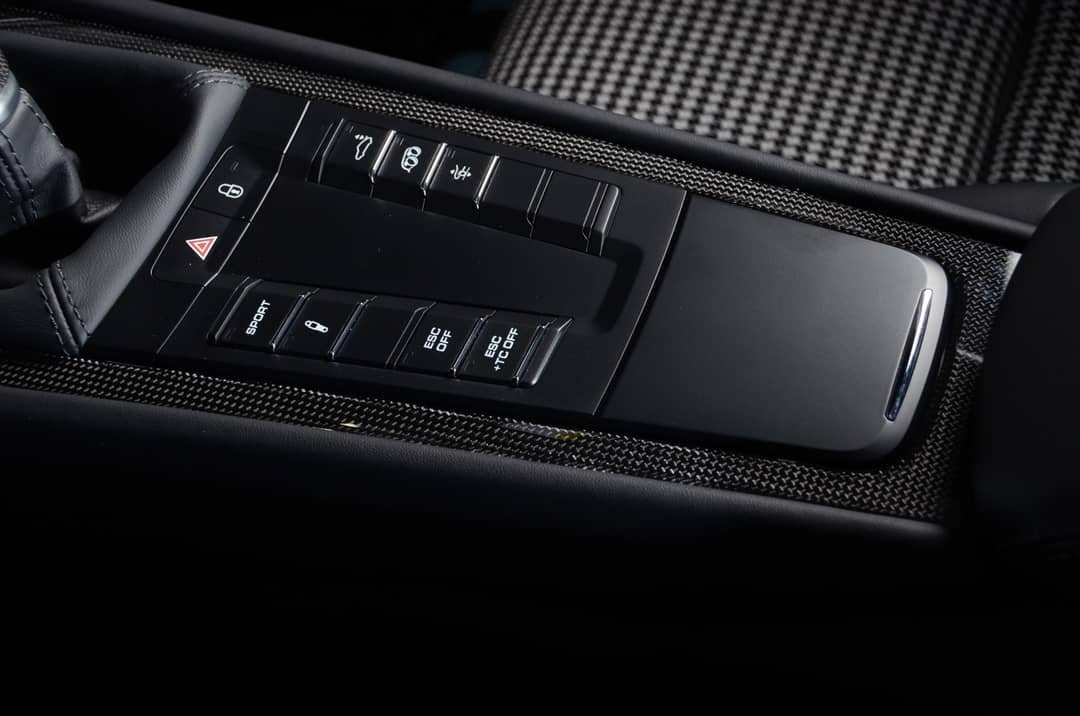 2018 Porsche 911 GT3 Touring — photo 45