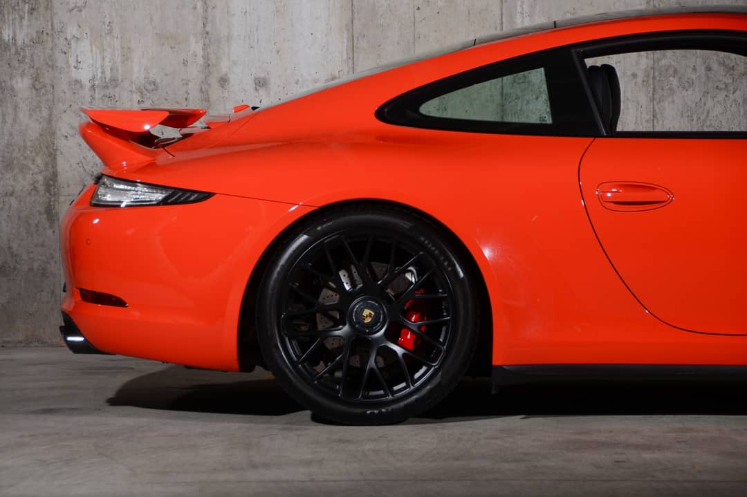 2016 Porsche 911 Carrera GTS — photo 2