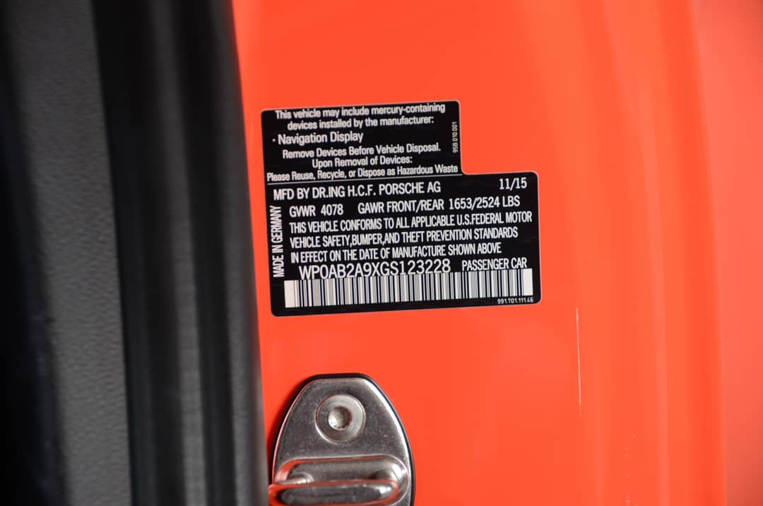 2016 Porsche 911 Carrera GTS — photo 24