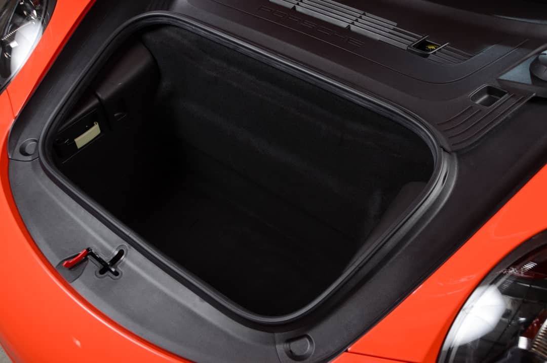 2016 Porsche 911 Carrera GTS — photo 25