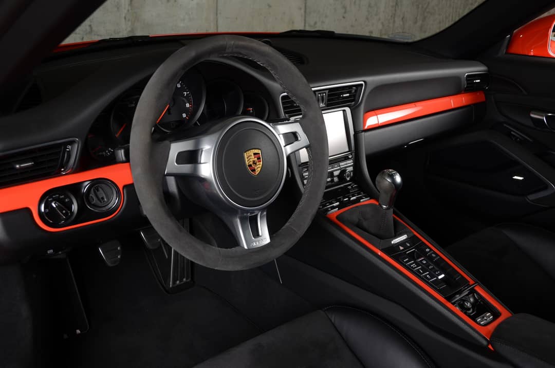 2016 Porsche 911 Carrera GTS — photo 43