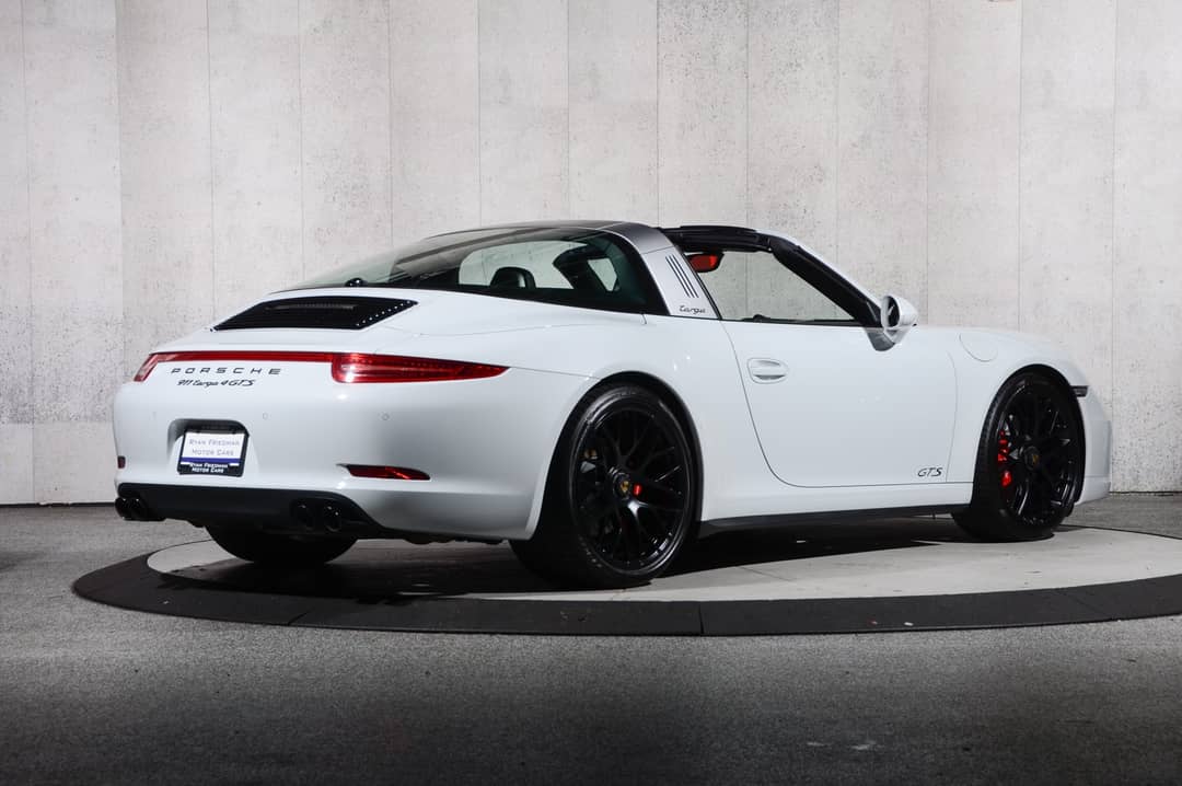 2016 Porsche 911 Targa 4 GTS — photo 28