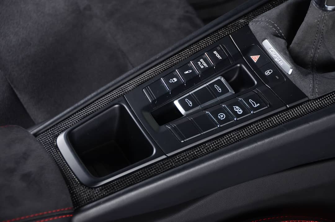 2016 Porsche 911 Targa 4 GTS — photo 32