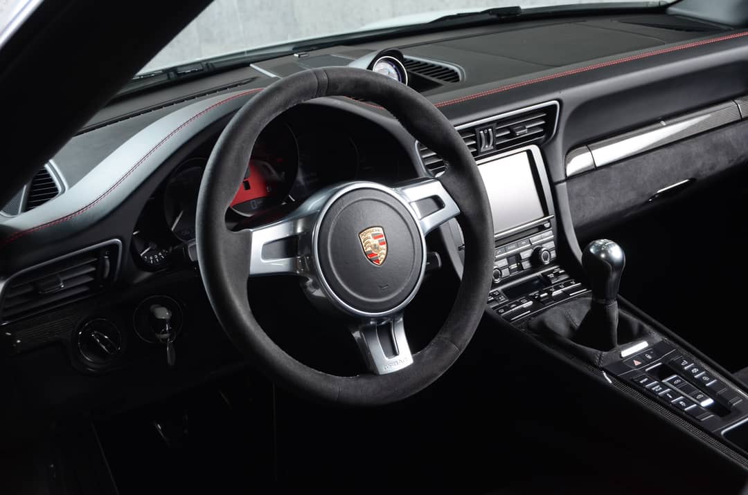 2016 Porsche 911 Targa 4 GTS — photo 43