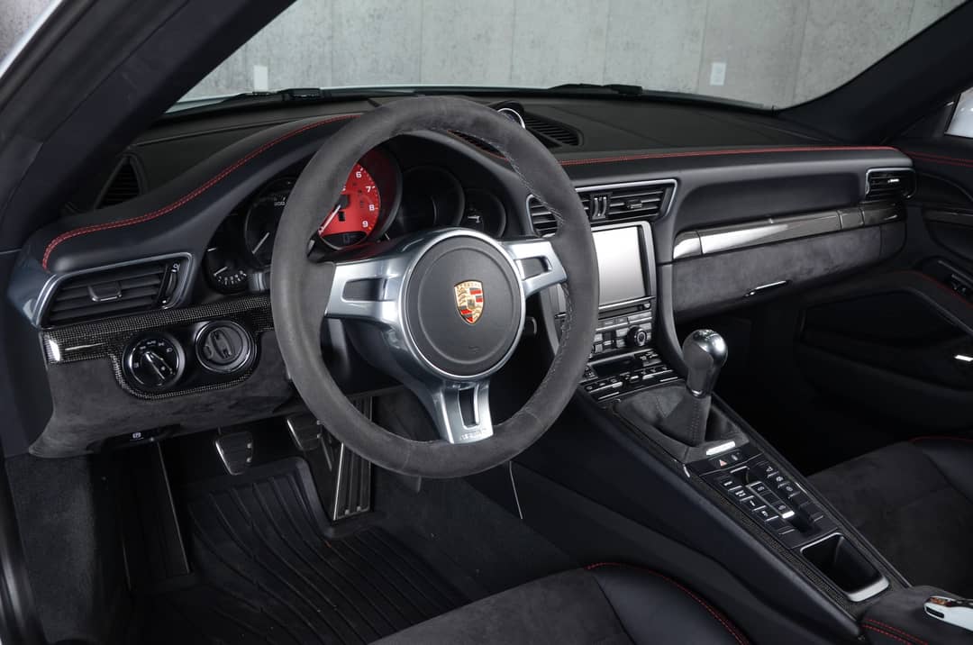 2016 Porsche 911 Targa 4 GTS — photo 44
