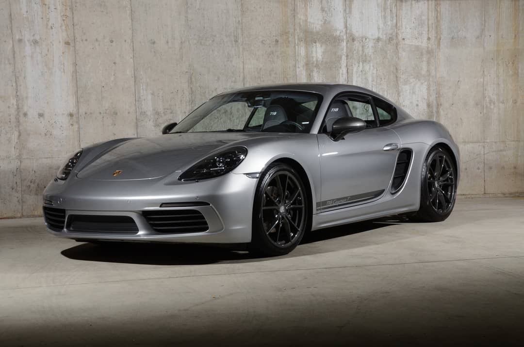 2021 Porsche 718 Cayman T — photo 21
