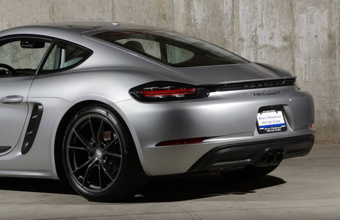2021 Porsche 718 Cayman T — photo 26