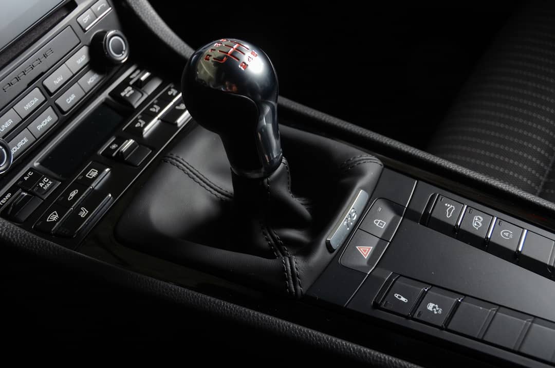 2021 Porsche 718 Cayman T — photo 31