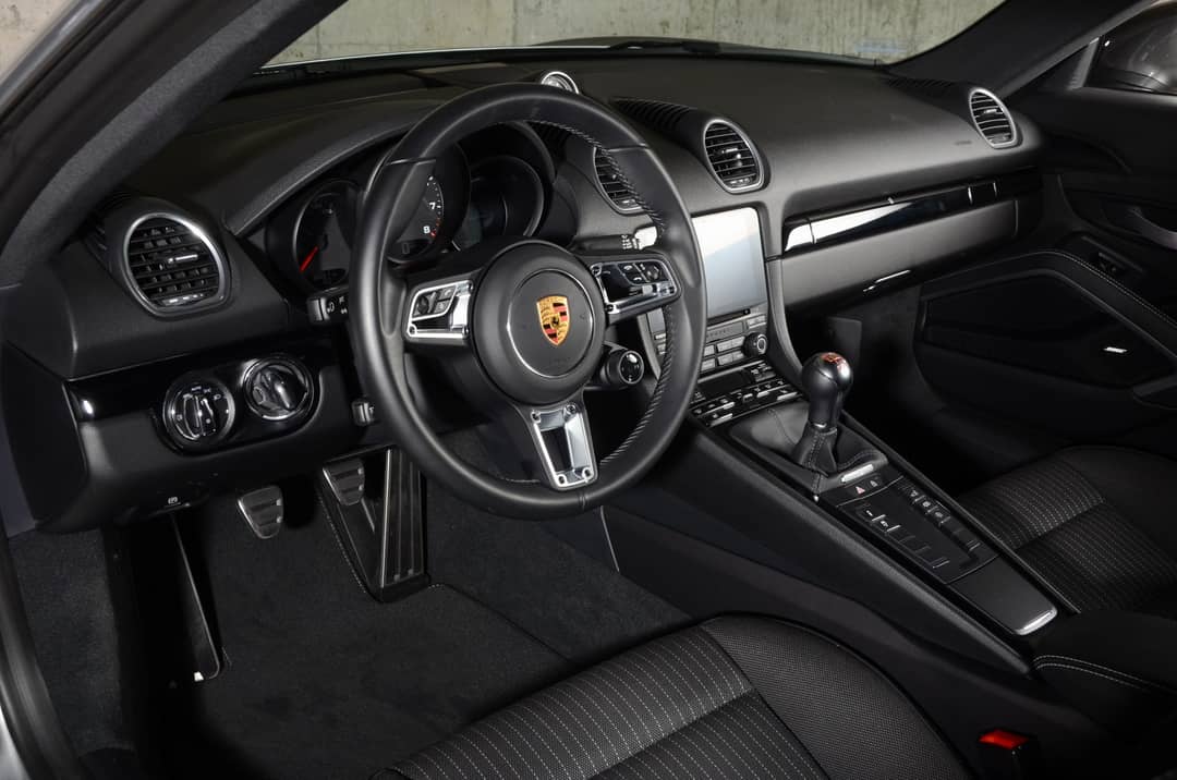 2021 Porsche 718 Cayman T — photo 33