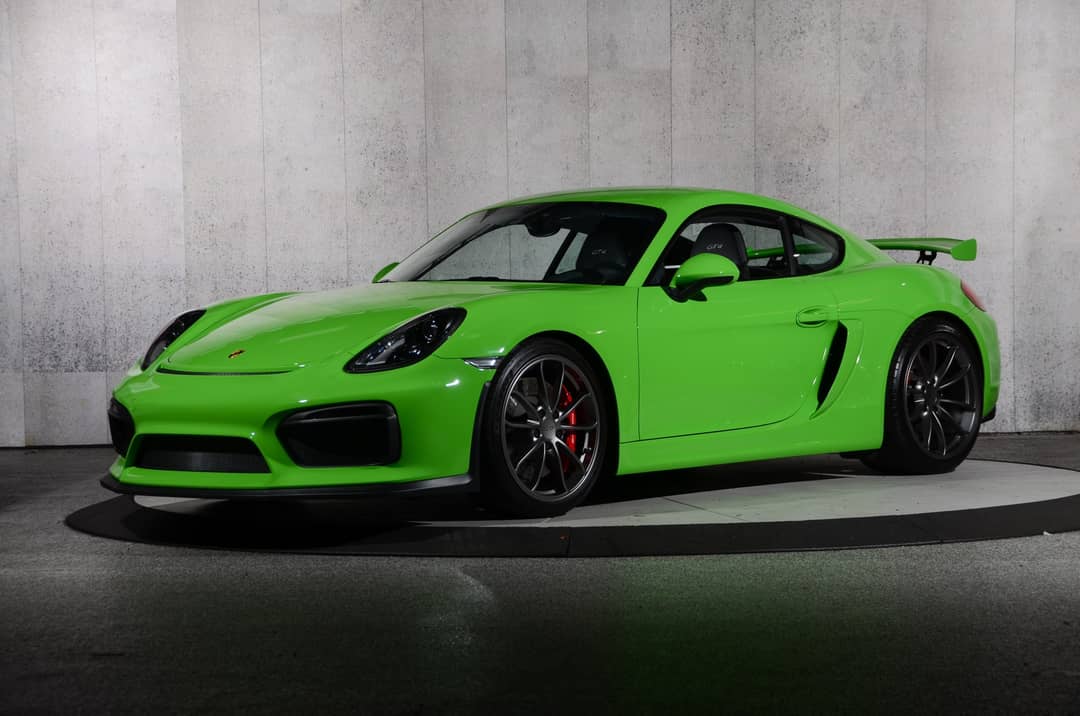2016 Porsche Cayman GT4 — photo 12
