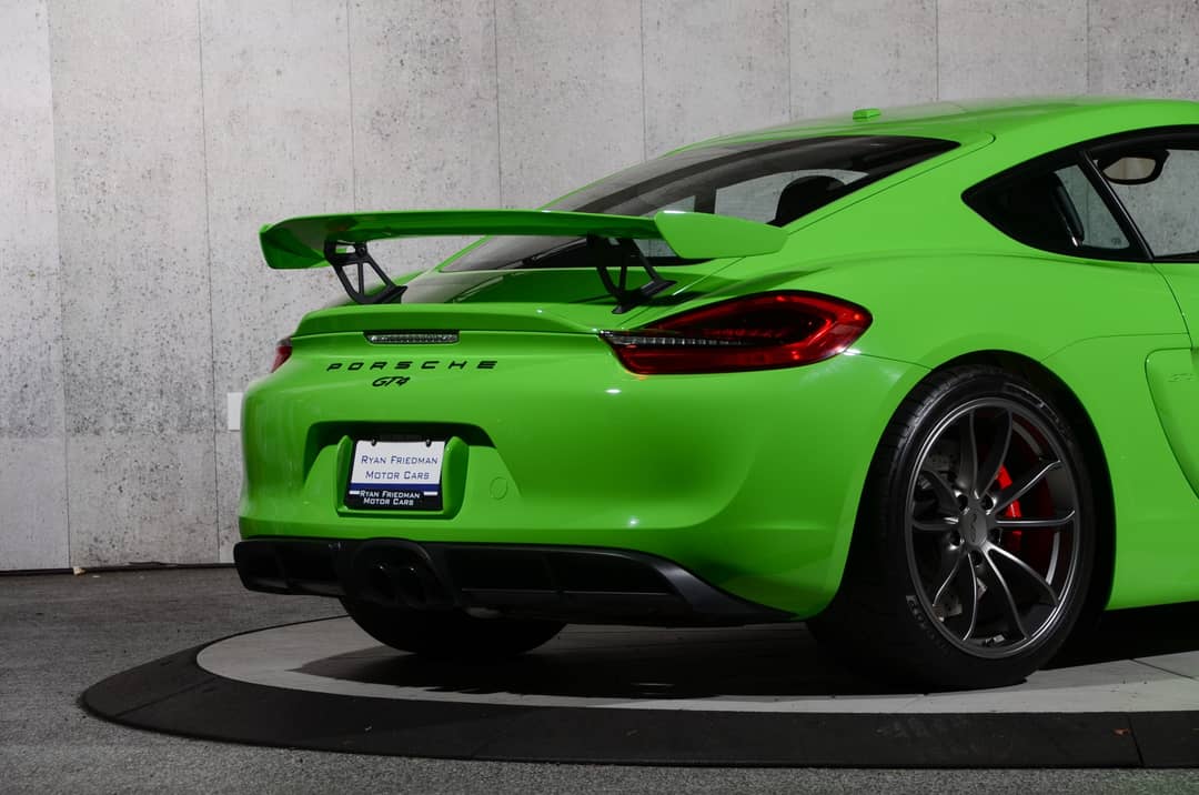 2016 Porsche Cayman GT4 — photo 24