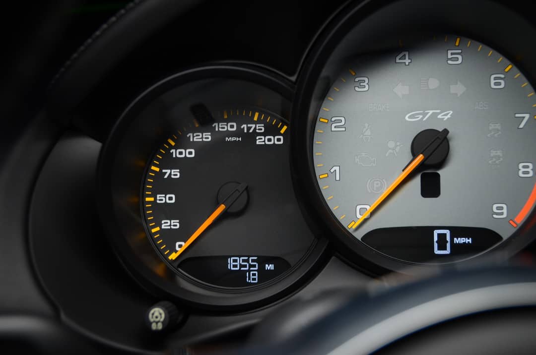 2016 Porsche Cayman GT4 — photo 51