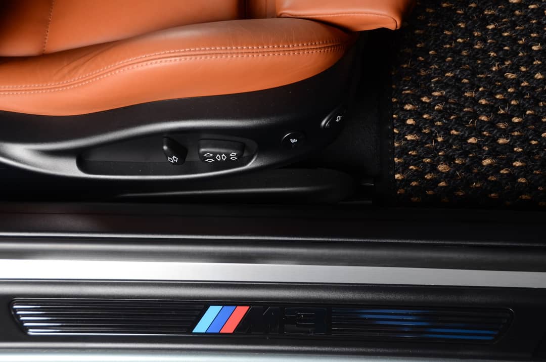 2002 BMW M3 — photo 37