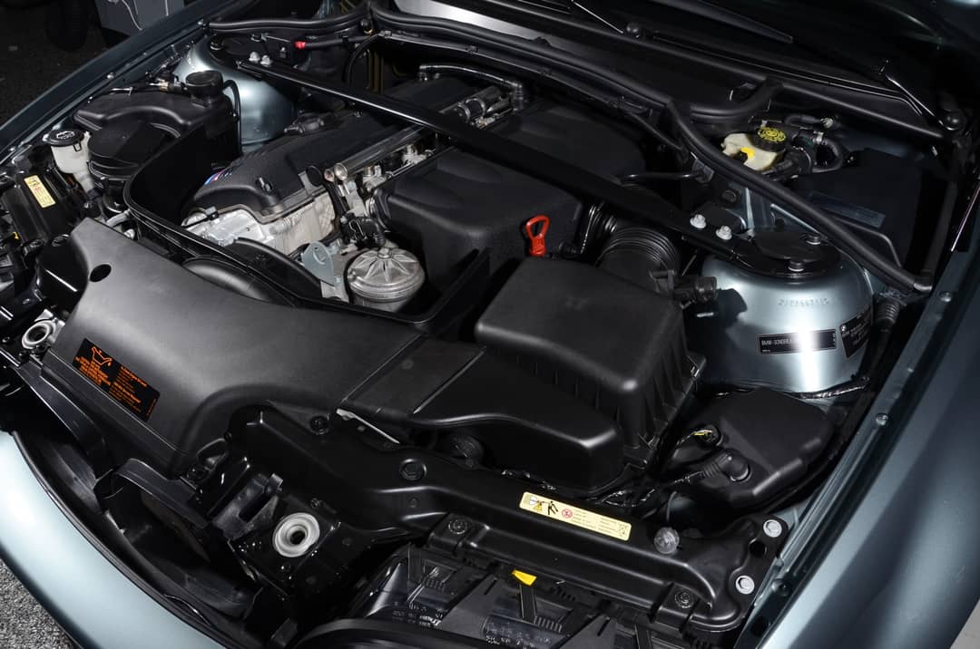 2002 BMW M3 — photo 10