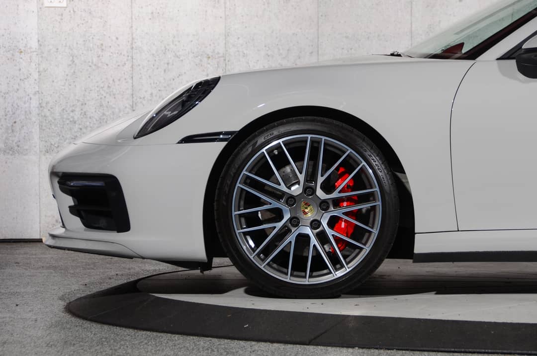 2022 Porsche 911 Targa 4S — photo 17