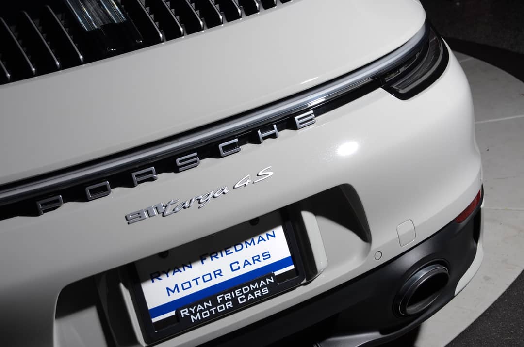2022 Porsche 911 Targa 4S — photo 24