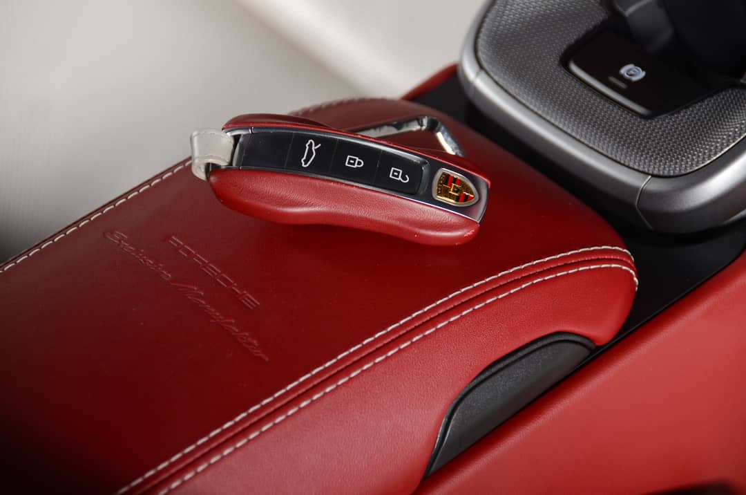 2022 Porsche 911 Targa 4S — photo 33