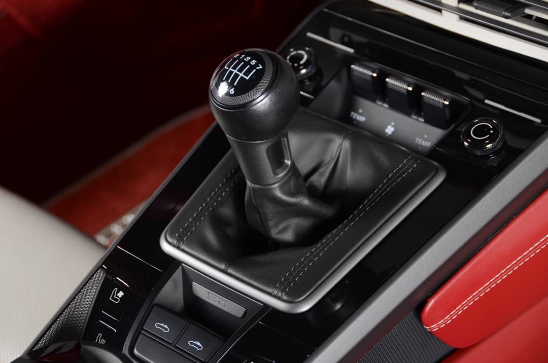 2022 Porsche 911 Targa 4S — photo 34