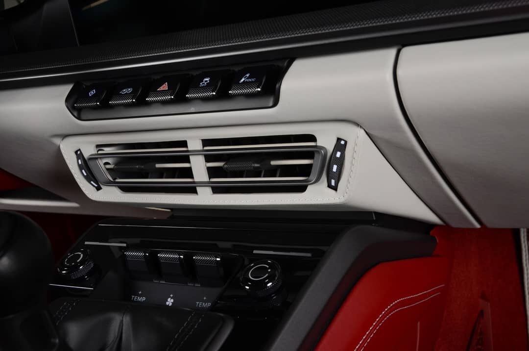 2022 Porsche 911 Targa 4S — photo 43
