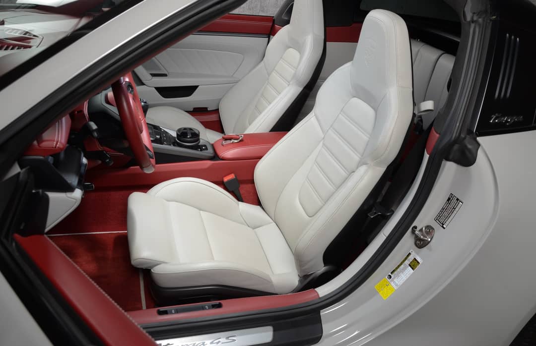 2022 Porsche 911 Targa 4S — photo 51