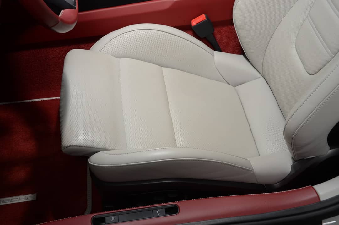 2022 Porsche 911 Targa 4S — photo 53