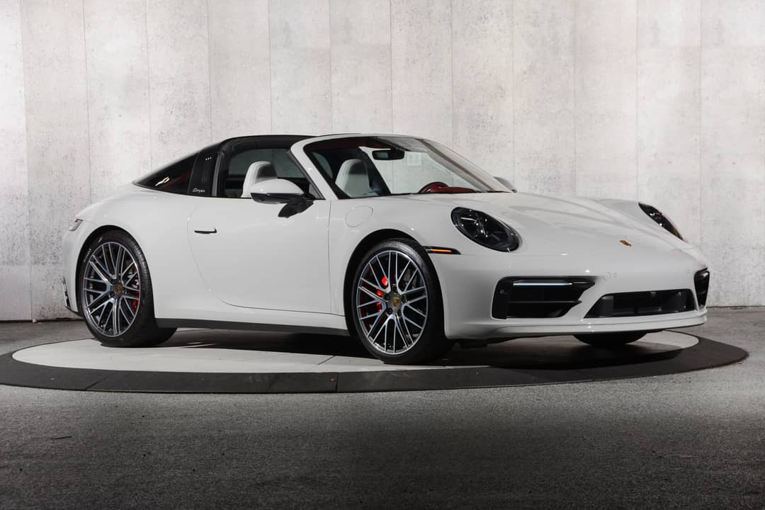 2022 Porsche 911 Targa 4S — photo 7
