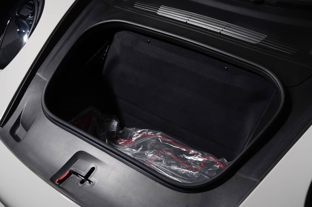 2022 Porsche 911 Targa 4S — photo 10