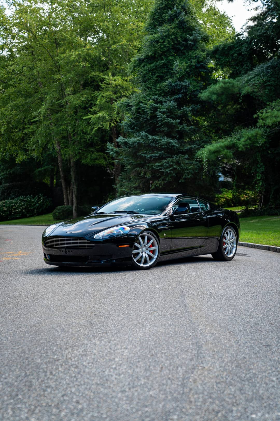 2005 Aston Martin DB9 — photo 2