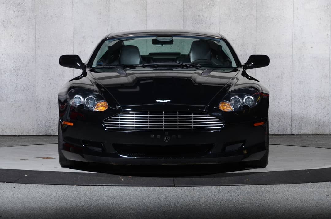 2005 Aston Martin DB9 — photo 13